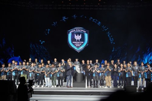 港的比赛中 港的比赛中