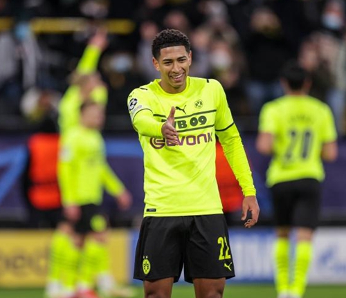 8年才被判 8年才被判